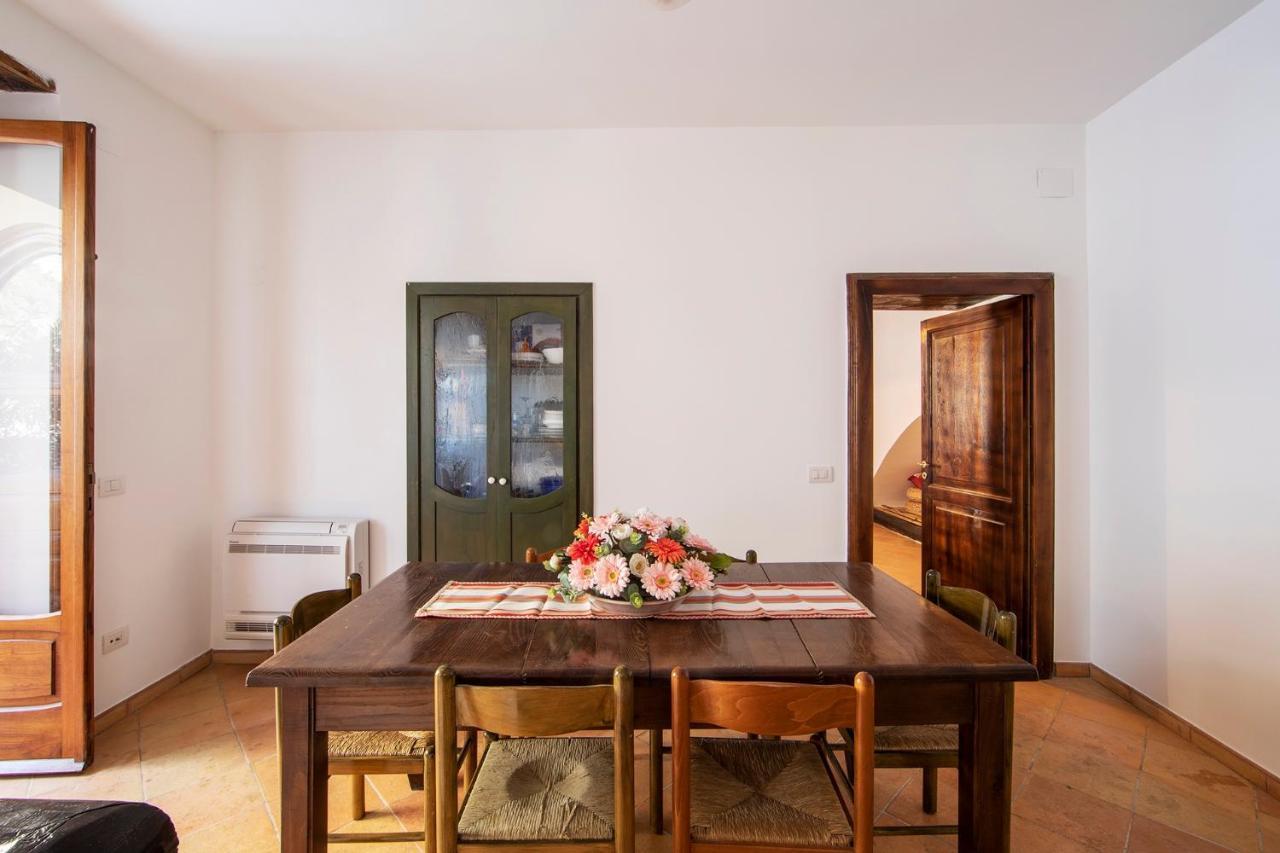 Borgo Di Conca Dei Marini Villa Bagian luar foto
