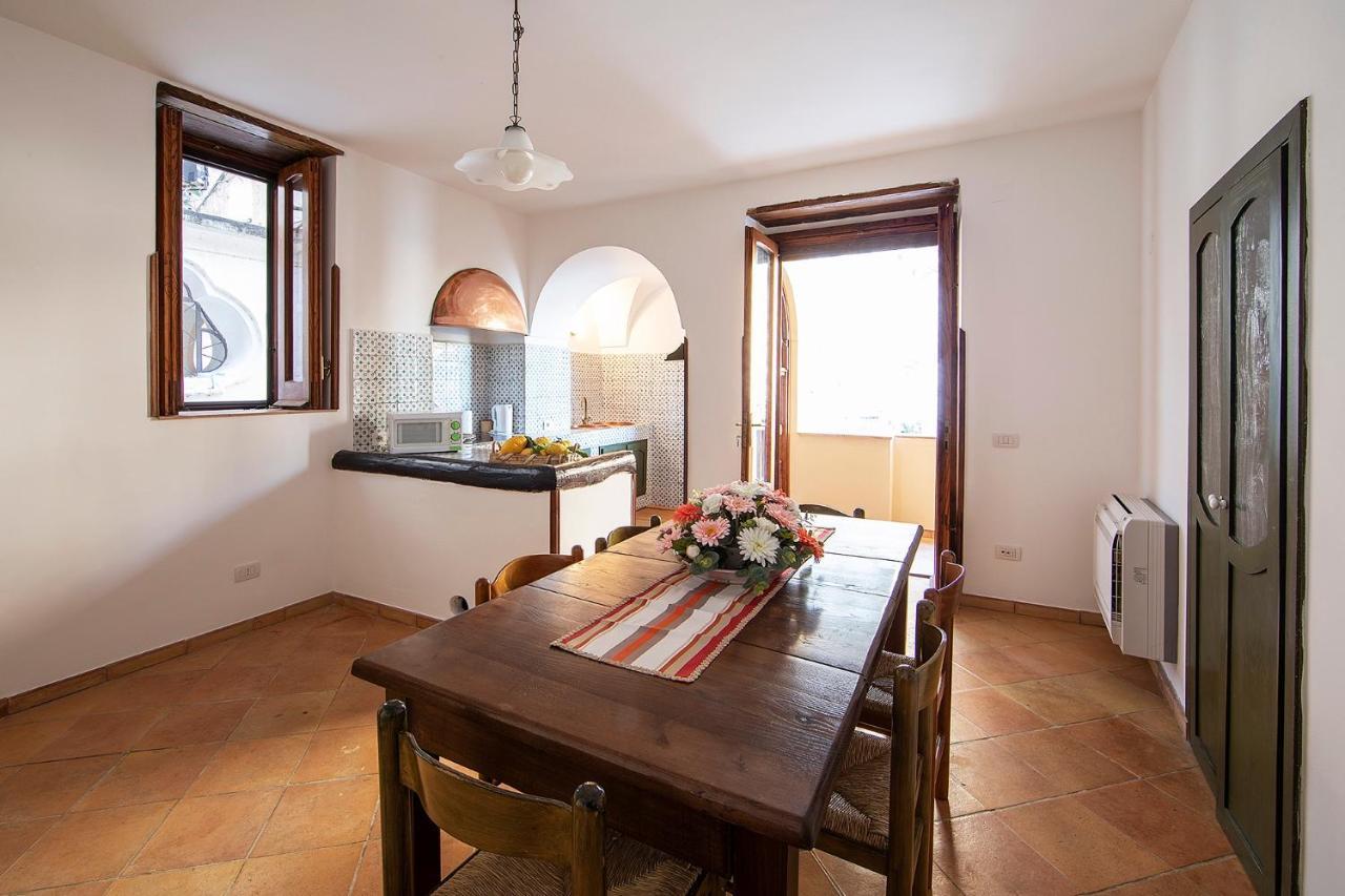 Borgo Di Conca Dei Marini Villa Bagian luar foto