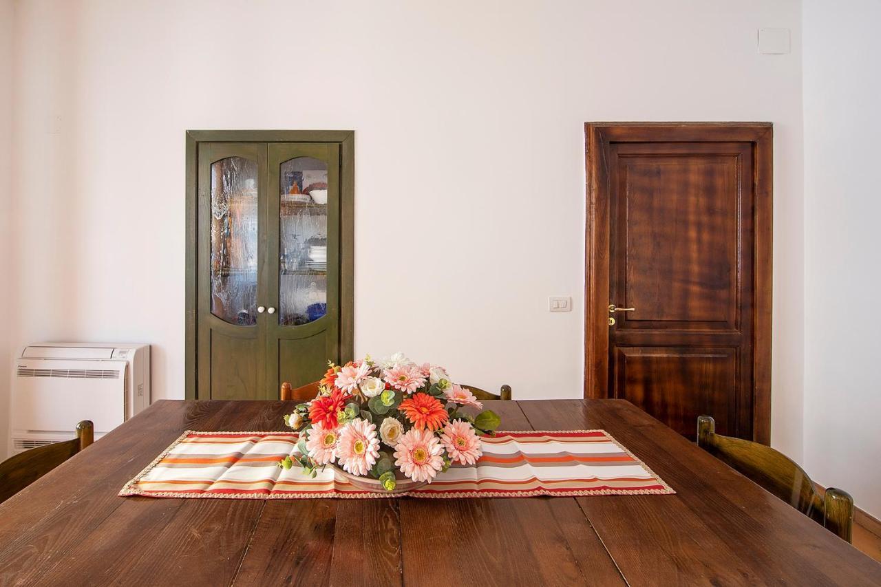 Borgo Di Conca Dei Marini Villa Bagian luar foto
