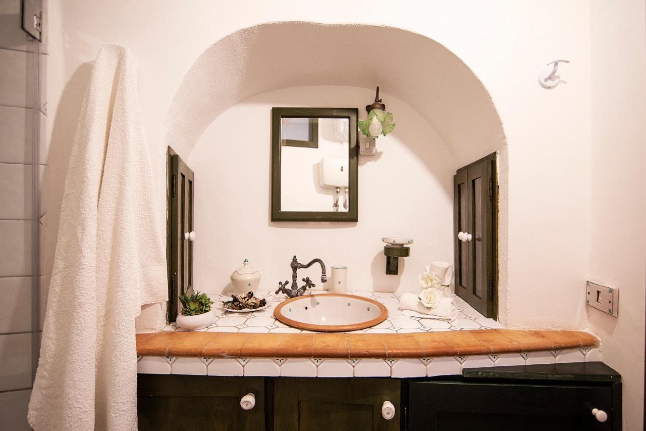 Borgo Di Conca Dei Marini Villa Bagian luar foto